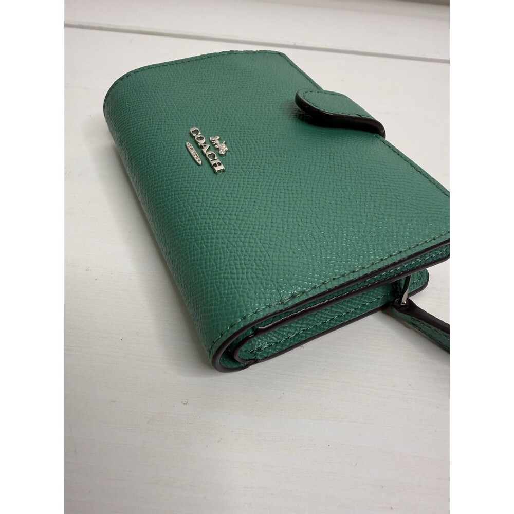 Coach Green Crossgrain Leather Snap Wallet Organizer New York